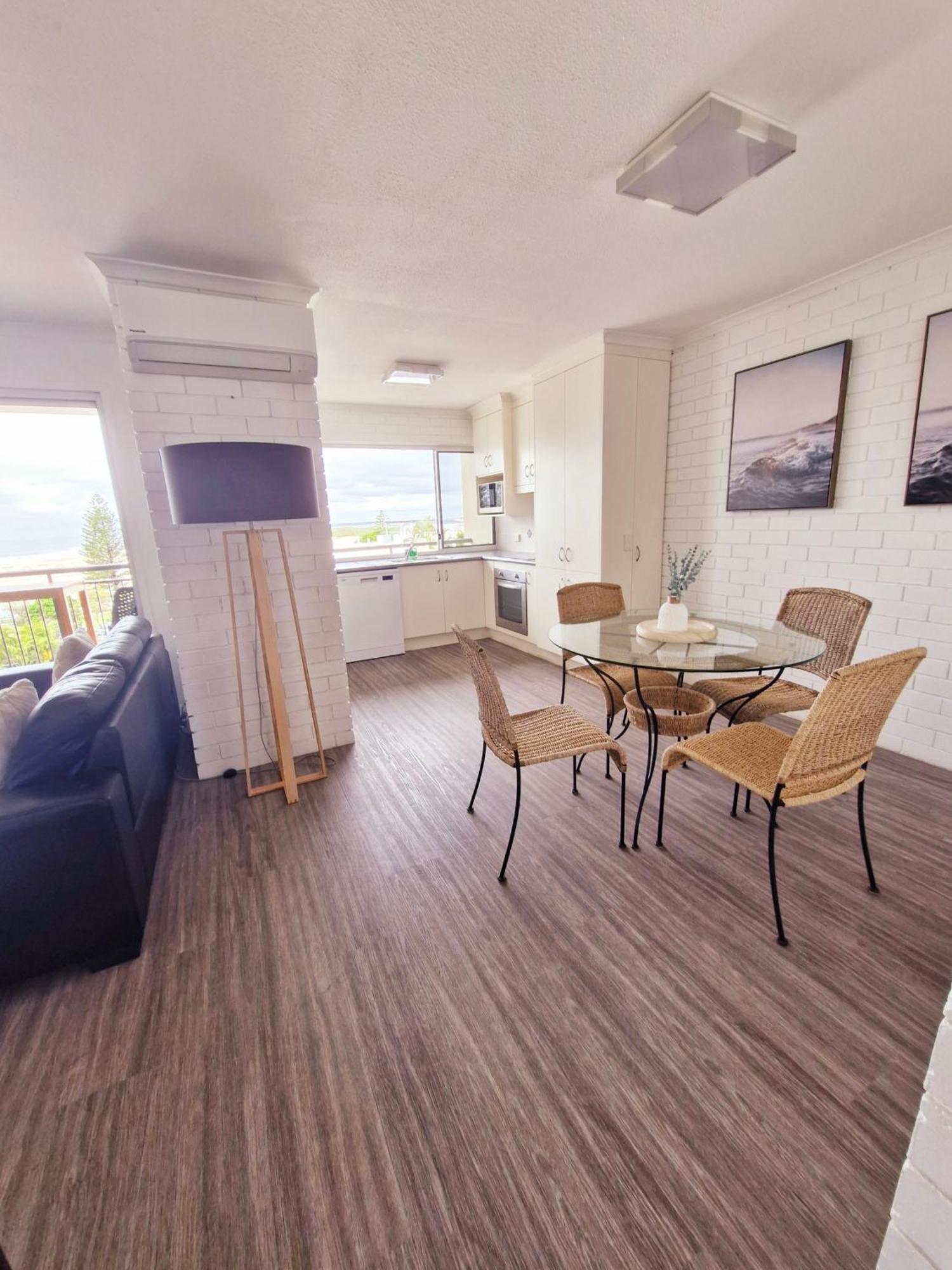 Joanne Apartments Caloundra Exterior photo